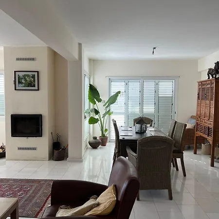 Flat By The Sea Apartment Limassol